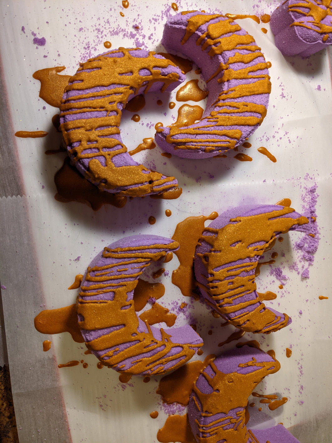 Moon Bath Bomb Lavendar - Peaches and Pearls Eureka