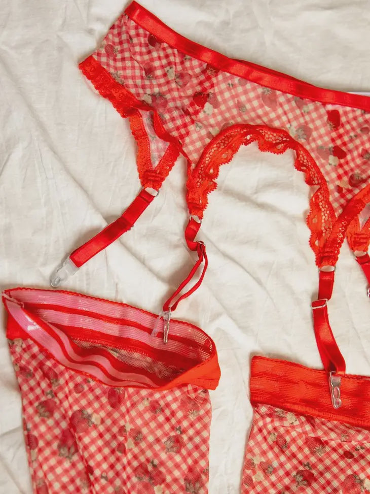 Strawberry Jam Adjustable Garter Belt - Peaches and Pearls Eureka